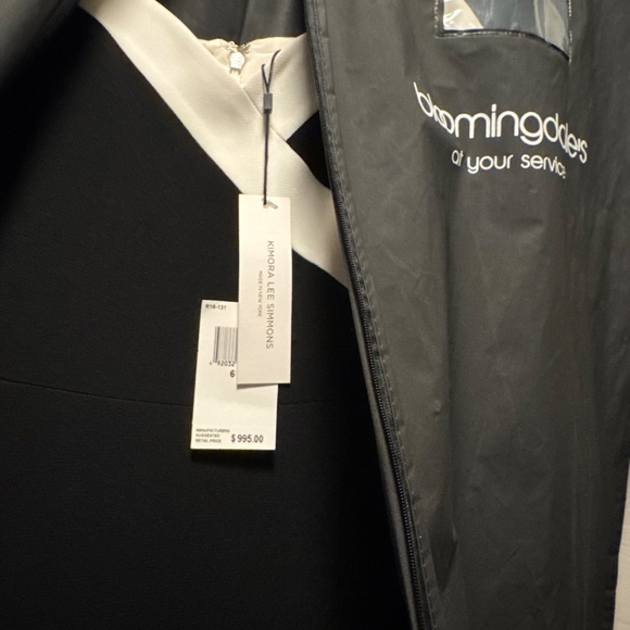 Size 6 Kimora Lee Simmons - Picture 2 of 4